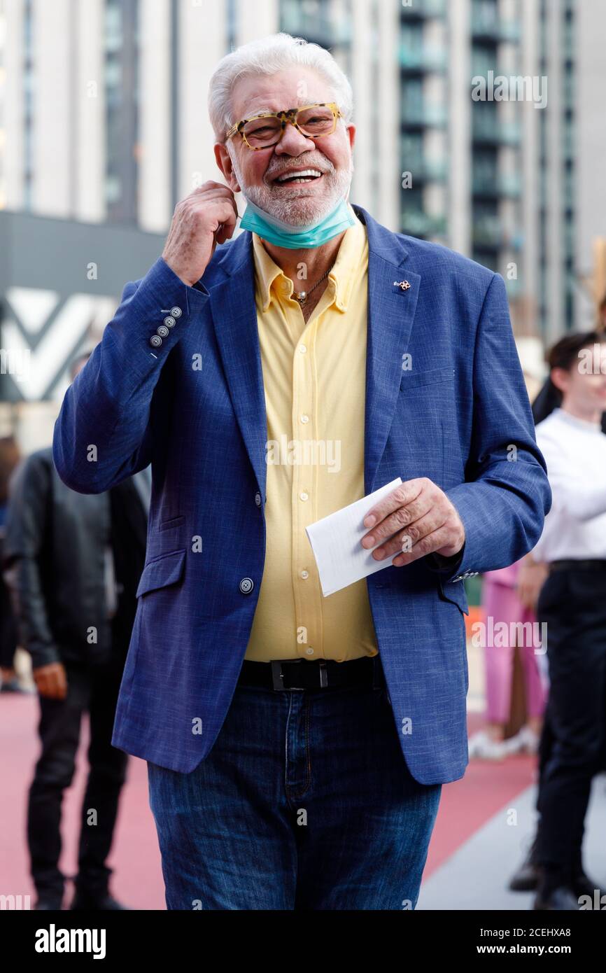 Troubadour Theatre, Wembley Park, Großbritannien. 1. September 2020.Matthew Kelly bei der Ankunft im Troubadour Theater, für die Press Night von 'Sleepless, A Musical Romance' EIN neues Musical nach dem Film 'Sleepless in Seattle' mit Tom Hanks und Meg Ryan. Amanda Rose/Alamy Live News Stockfoto