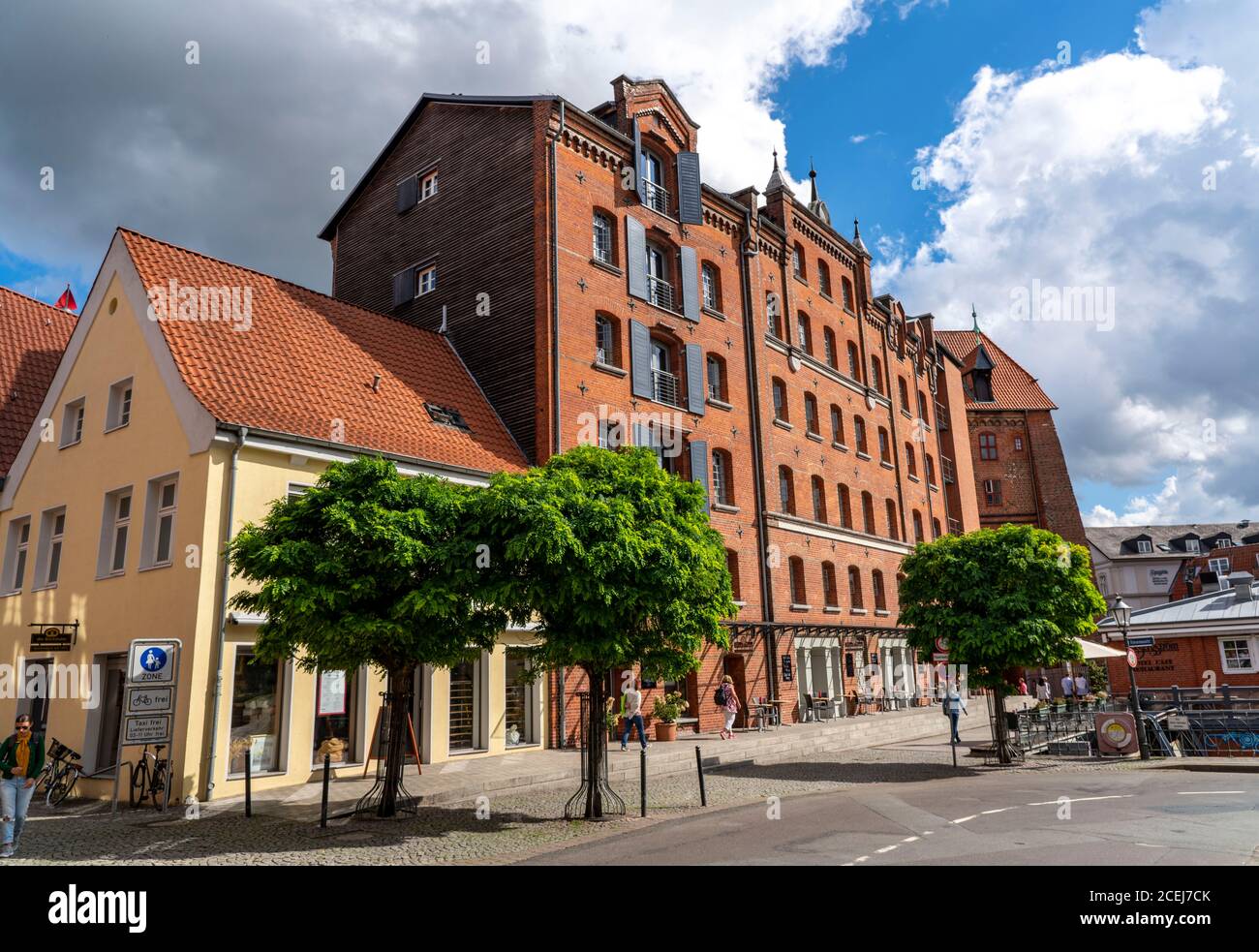 Die Altstadt von Lüneburg, Abtsmühle an der Ilmenau, historisches Hafenviertel, Niedersachsen, Deutschland, Stockfoto