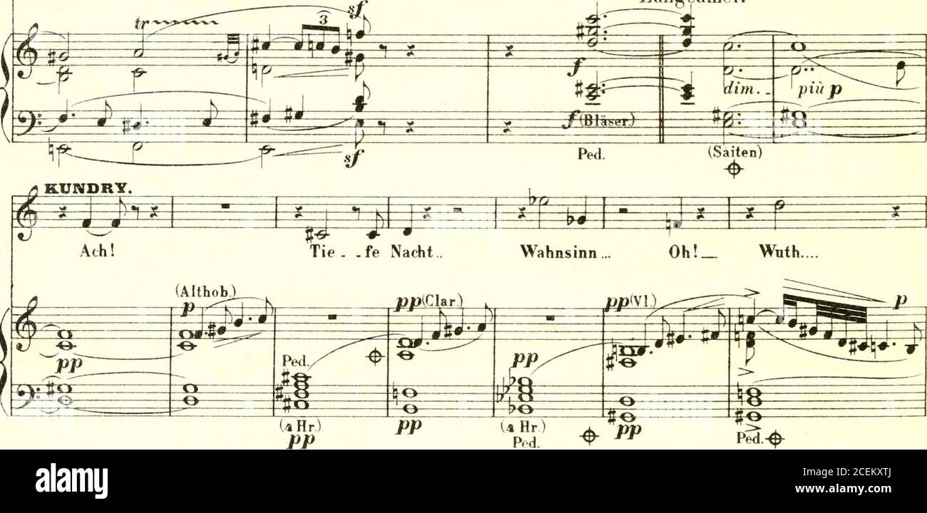 . Parsifal : ein Bühnenweihfestspiel. 3=db Ach! KLINGSOR. (Lebhaft) ^T=^r^m^^^rmj^m rei. neu Hü.tcr des Gras.ies, was jag.te dich da wieder.fort? Langsamer.. IJUL«j h- ^*S ^^ &gt;.- i   FFT Ach! Jammer! Schlaf... Immer langeres. Schlaf... tie . fer Schlaf... (Aithob: (VI) 39* , , , (immer zart)wag) (Clar) ^ (VI.) Tod...! ^Pizz.) X P, P »i &gt;y ^s t^-tt tä=€± TT P P«J» *9^ ^fceor «TT m tt/,/&gt; -j^ 103 ,KUNDRT (wie zuvor) Stockfoto