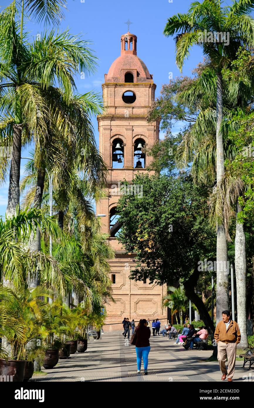 Basilika menor de san lorenzo Fotos und Bildmaterial in hoher