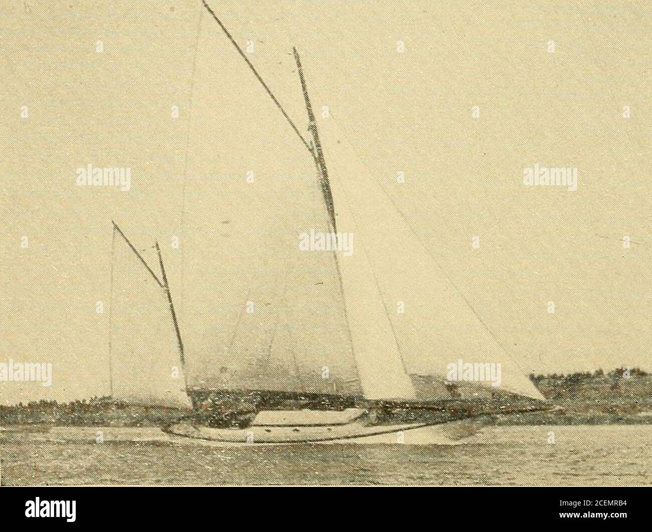 . Jachten und Segeln; eine Zeitschrift, die dem Aufbauen des edlen Yachtsports gewidmet ist. Zum Verkauf – sehr gut in der Lage Kielcruisen, sloop, 3G ft. O. a., 27 ft. 1. w. 1., 11 ft. G-Zoll-Strahl, 3 m drauslit. Gebaut 1906 in Waldoboro, Me., auf exakten Linien eines Gloucester Fischers.ist ver.V stark gebaut, viel schwerer und stärker als jede andere Yacht dieser Größe und sollte ein Leben lang halten. 5 Tonnen Ballast, 3,500 lb. Innen, 6,500 lb. Außen; WasserdichteCockpit; Rad; große Hauptkabine, sechs Schlafplätze; zwei große Schränke, separater Toilettenraum und Kombüse, inklusive Eisbox. Spülbecken, Abfluss an Bord, Regale, Herd Stockfoto