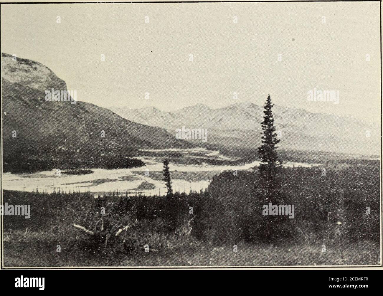 . Documents de la Session de la Puissance du Canada-1909 (Band 43, Nr. 14, Documents de la Session Nr. 25-25c). Roche-Miette. Foto, de M. A. Saint-Cyr.. Gué sur la rivière Arthabaska près de la maison Jasper. Foto, de M. A. Saint-Cyr. Stockfoto