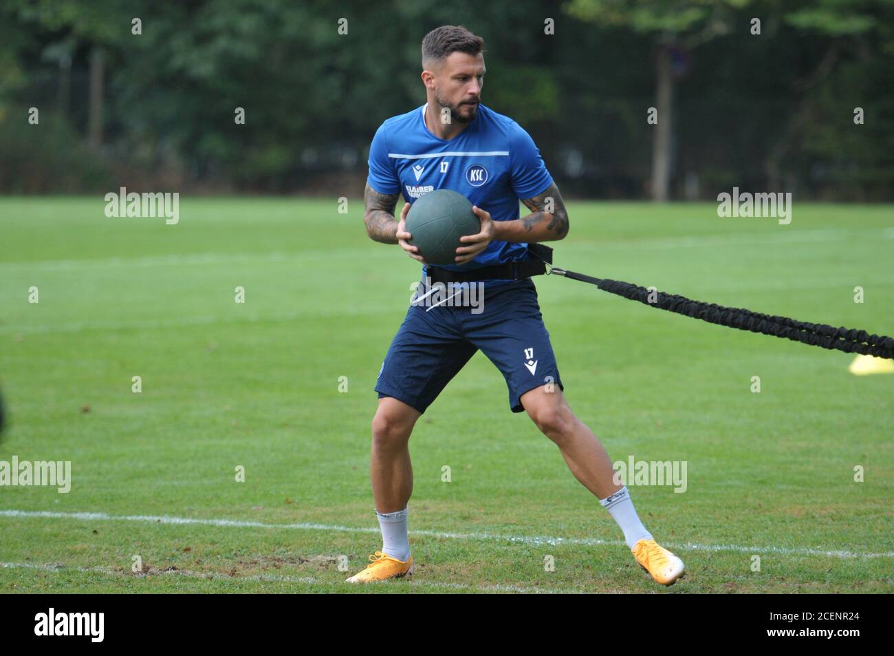 Zweiter Verein karlsruher sc in Ausbildung im Wildpark Kraftzirkel Beim KSC Stockfoto