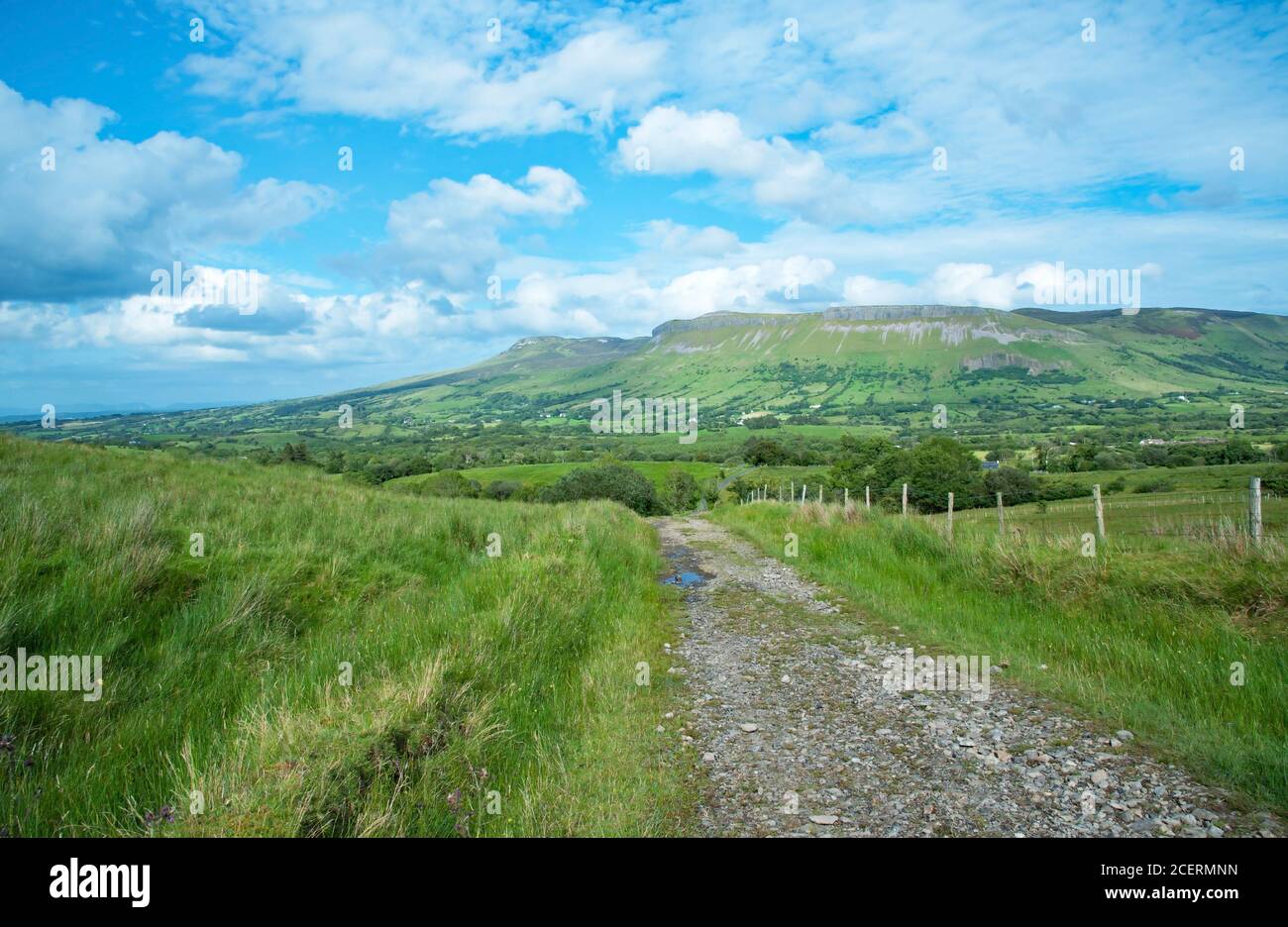 Blick auf Keeloges Hügel 452m , Dartry Mountains , Co. Leitrim, Irland Stockfoto