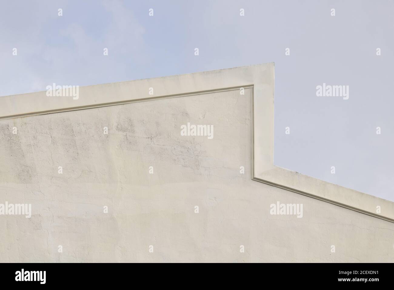 Nahaufnahme eines modernen Gebäudes auf dem Dach. Stockfoto