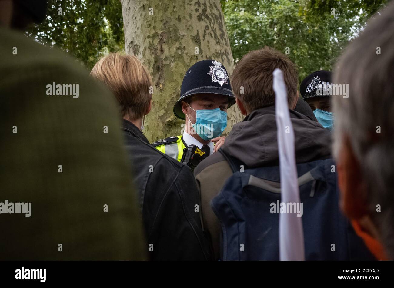 London, England 02/09/20 Extinction Rebellion Demonstranten auf dem Parliament Square, London. Extinction Rebellion Demonstranten auf dem Parliament Square, Lon Stockfoto