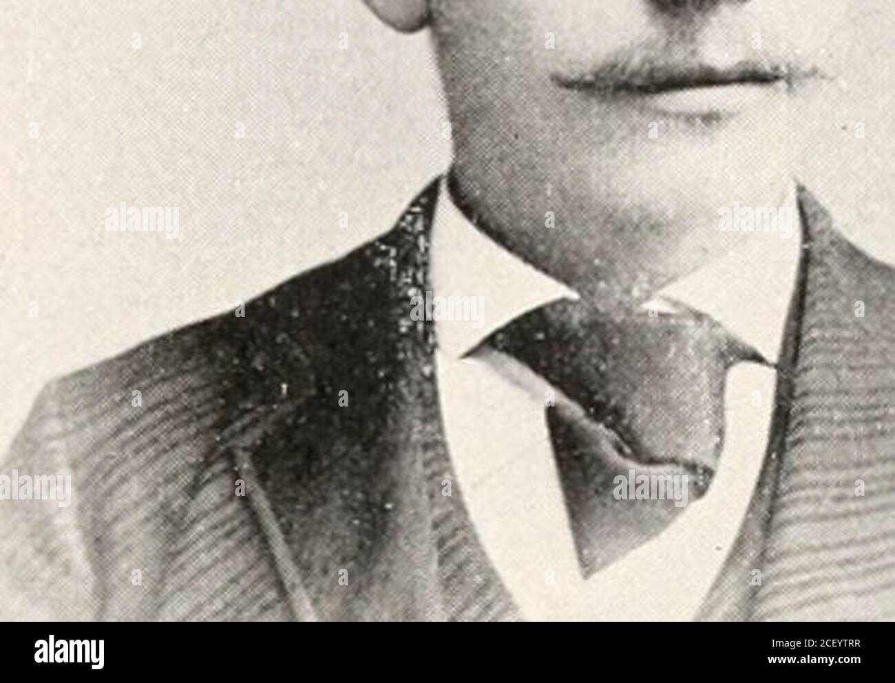 . The Granite Monthly, ein New Hampshire Magazin, das sich der Literatur, Geschichte und dem Fortschritt des Staates widmet. --iftSlfe ^- ^ V»*. William P. Roberts G. A., Anderson. Concord ist ihr Anwalt und recoving ein Urteil von 3,000 Dollar. Mr. Roberts ist unverheiratet, Freimaurer und Mitglied des Bellam)^ Clubs.Er lässt sich nie von der Aufregung der Politik abziehen, sondern widmet sich ausschließlich seinem Geschäft, in dem seine Weitsicht und seine Unverfreinlichkeit die vollste Erfolgsaussicht gewonnen haben. Wecohamet Lodge, I. O. O. F., die älteste in Dover, wurde De-cember 28, 18 Stockfoto