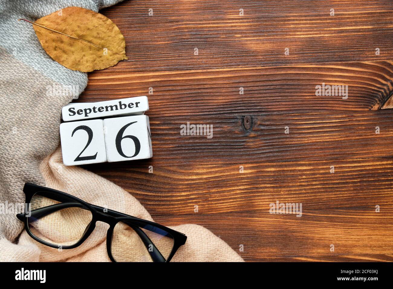Sechsundzwanzigsten Tag des Herbstmonatskalenders september mit Kopierraum. Stockfoto