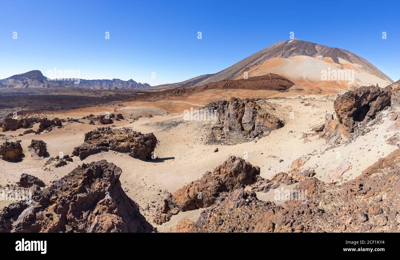 Vulkanlandschaft im Teide Nationalpark auf der Insel Von Teneriffa Stockfoto