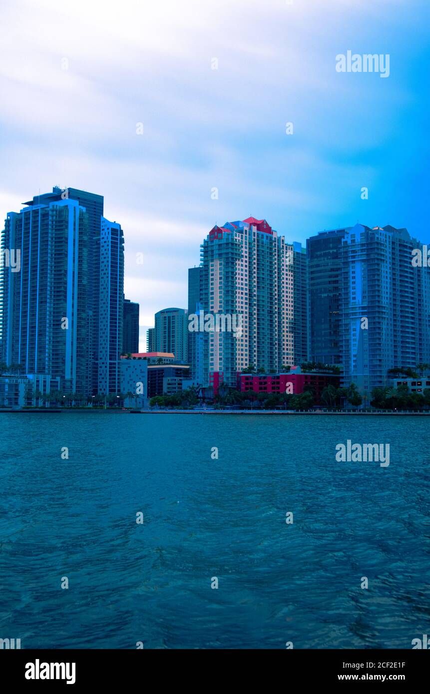 Abendansicht von Brickell die Stadt, die als das Finanzzentrum in Miami, Florida, Miami Finanzzentrum, Urban Nachbarschaft, Blick auf CI Stockfoto
