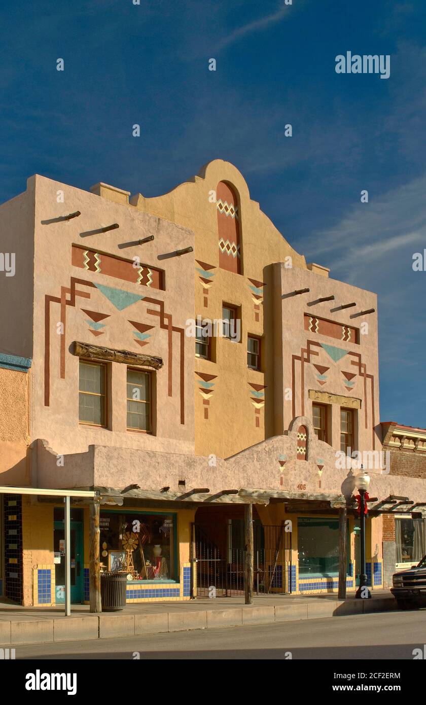 El Sol Theatre, 1934, historisches Kinogebäude mit Motiven inspiriert von indischen Designs in der Bullard Street in Silver City, New Mexico, USA Stockfoto