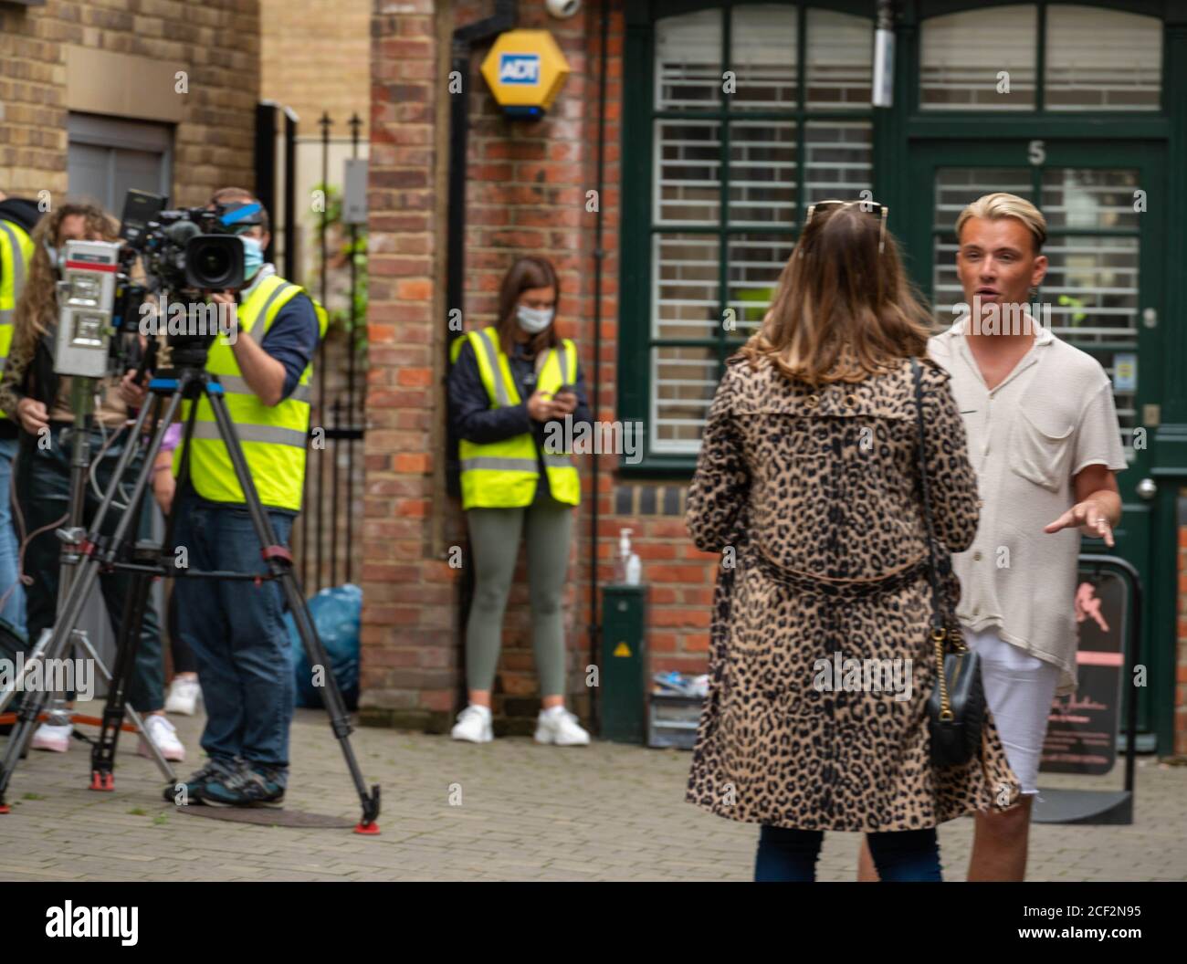 Brentwood Essex, Großbritannien. September 2020. Filmng der TV scripted Reality Show The Only Way is Essex ( TOWIE ) in Brentwood Essex Credit: Ian Davidson/Alamy Live News Stockfoto