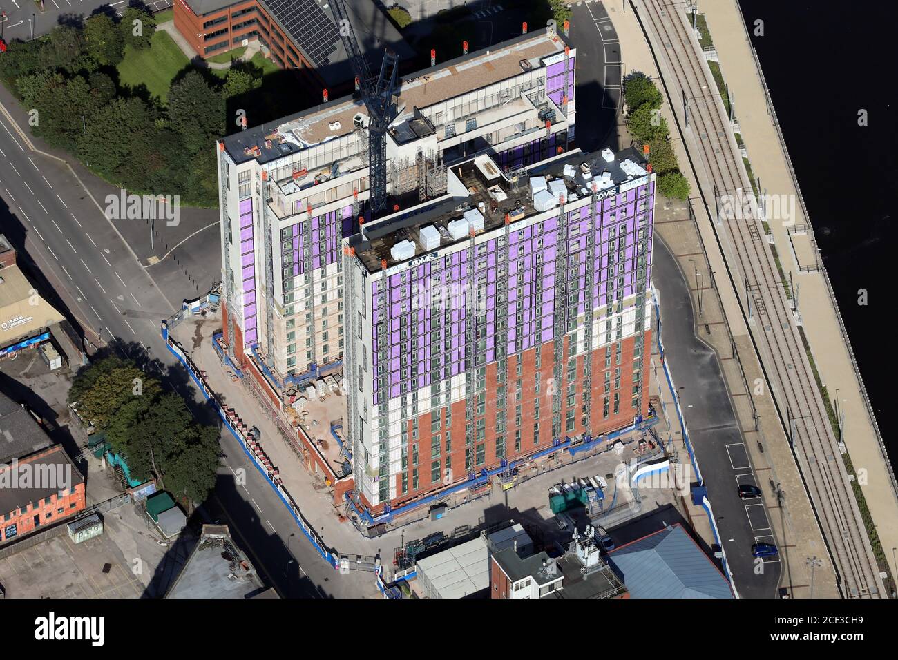 Luftaufnahme eines Neubaus an der Trafford Wharf Road, Salford, Manchester Stockfoto