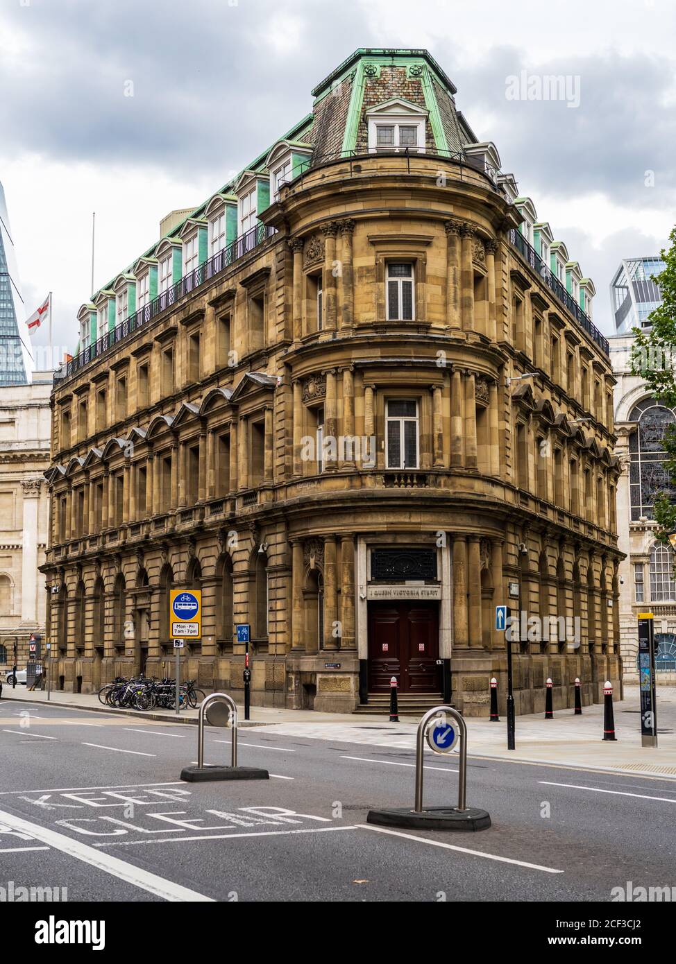 1 Queen Victoria Street London - beherbergt das City of London Magistrates' Court. Architekt John Whichcord Jr, 1873. Stockfoto