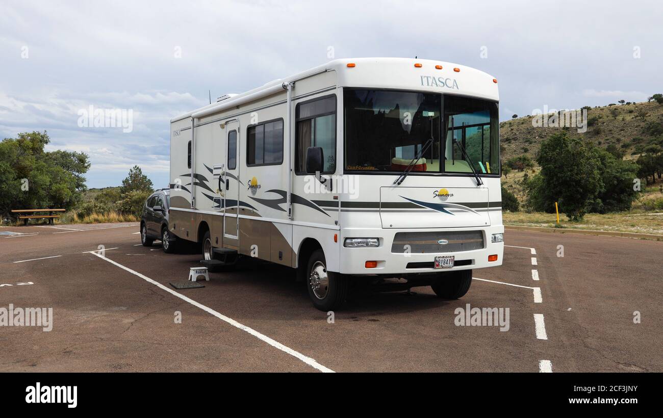 Itasca Wohnmobil in RV Camping Area of Guadalupe Mountains National Park Campground, Pine Springs, Texas Stockfoto