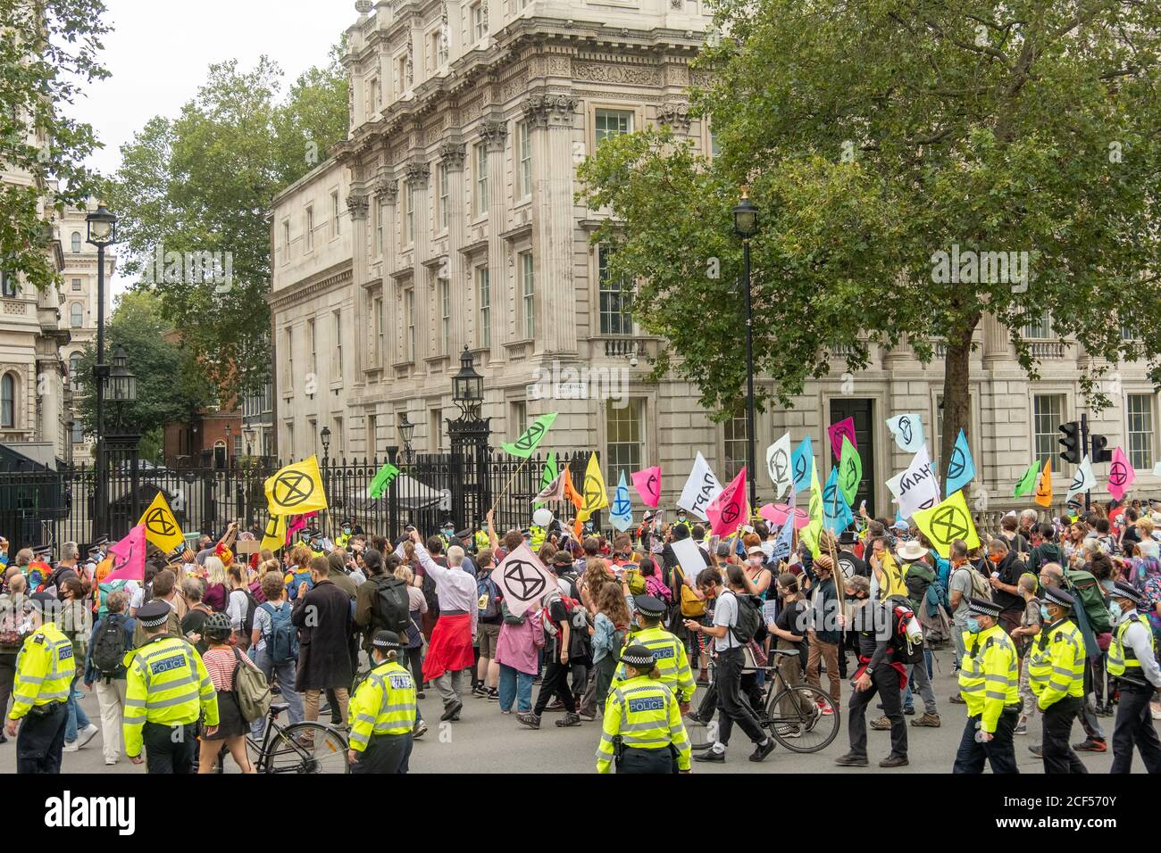 London - September 2020: Extinction Rebellion protestiert im Zentrum Londons, die sich für Fragen des Klimawandels einsetzen Stockfoto