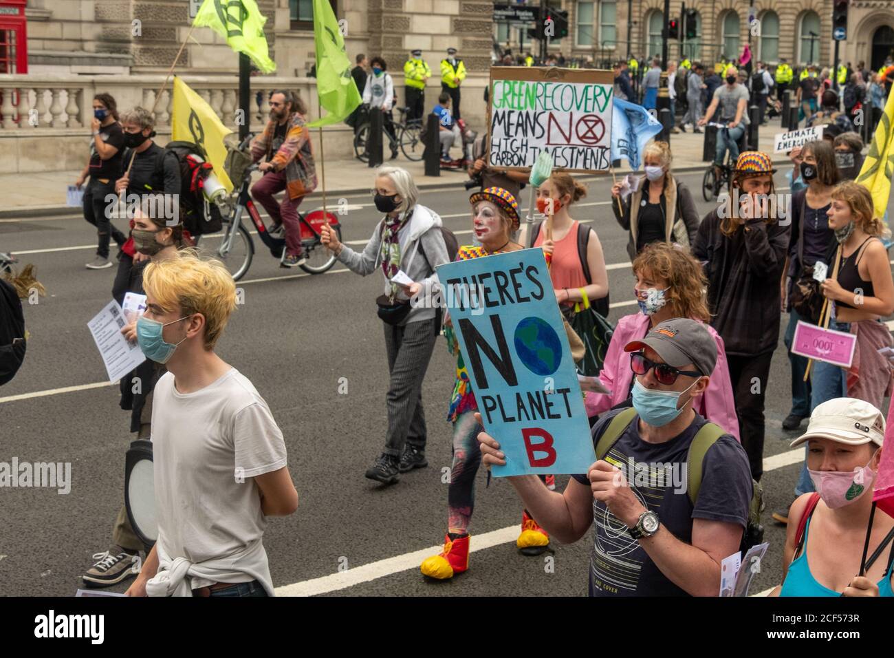 London - September 2020: Extinction Rebellion protestiert im Zentrum Londons, die sich für Fragen des Klimawandels einsetzen Stockfoto