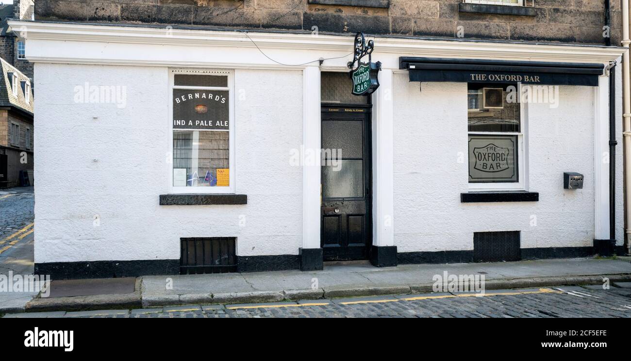Oxford Bar, Edinburgh, die Lieblingskneipe von Inspector Rebus, der fiktiven Figur des Autors Ian Rankin. Stockfoto