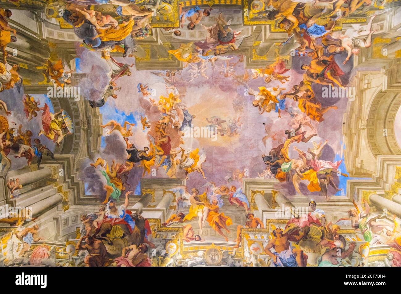 Die Andrea Pozzo bemalte Decke der Chiesa di Sant Ignazio Di Loyola in Rom Italien Stockfoto