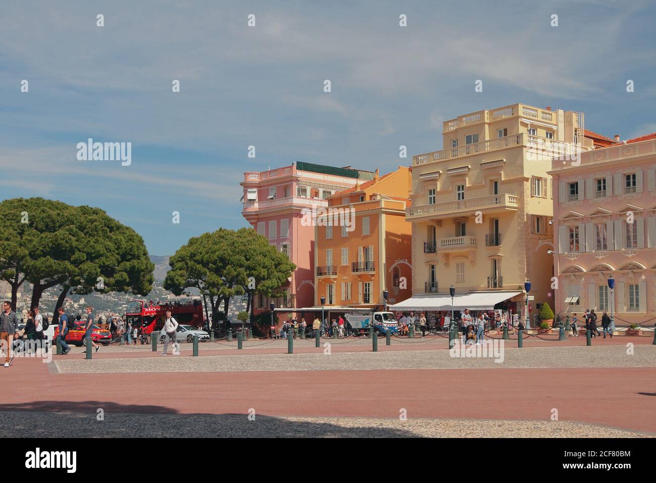 Monte Carlo, Monaco - 19. April 2019: Place du Palais Stockfoto