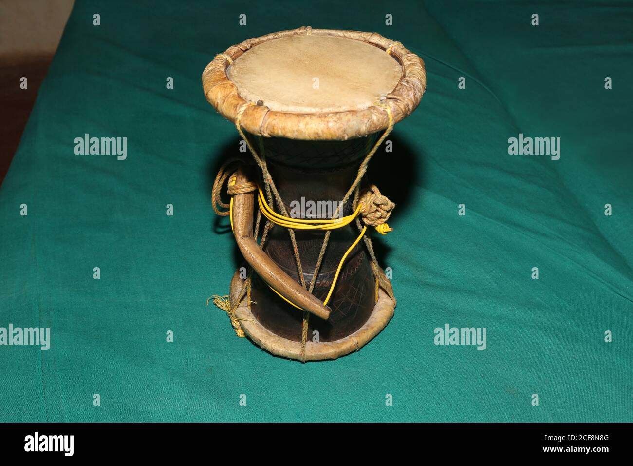 Tudi, Tribal Percussion Musical Instrument, Calicut, Kerala, Indien Stockfoto