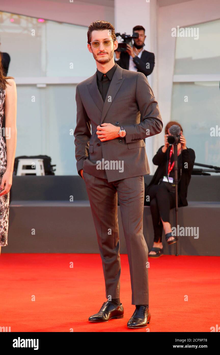 Venedig, Italien. September 2020. Pierre Niney bei der Premiere von "Amants/Lovers" beim 77. Internationalen Filmfestival Venedig am 3. September 2020 in Venedig, Italien Credit: Geisler-Fotopress GmbH/Alamy Live News Stockfoto