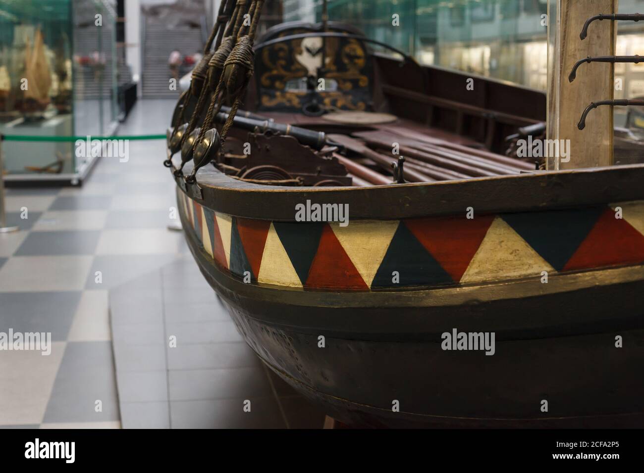 Vintage Holzheck Nahaufnahme, Boot von Peter dem Großen in einem Museum Stockfoto