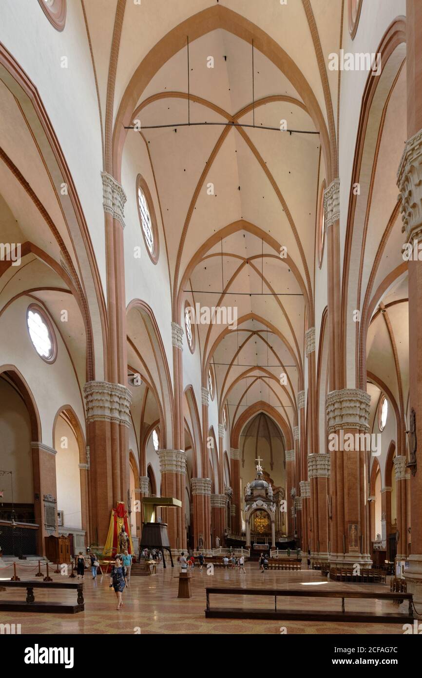 Innenraum der Basilika San Petronio in Bologna, Italien Stockfoto