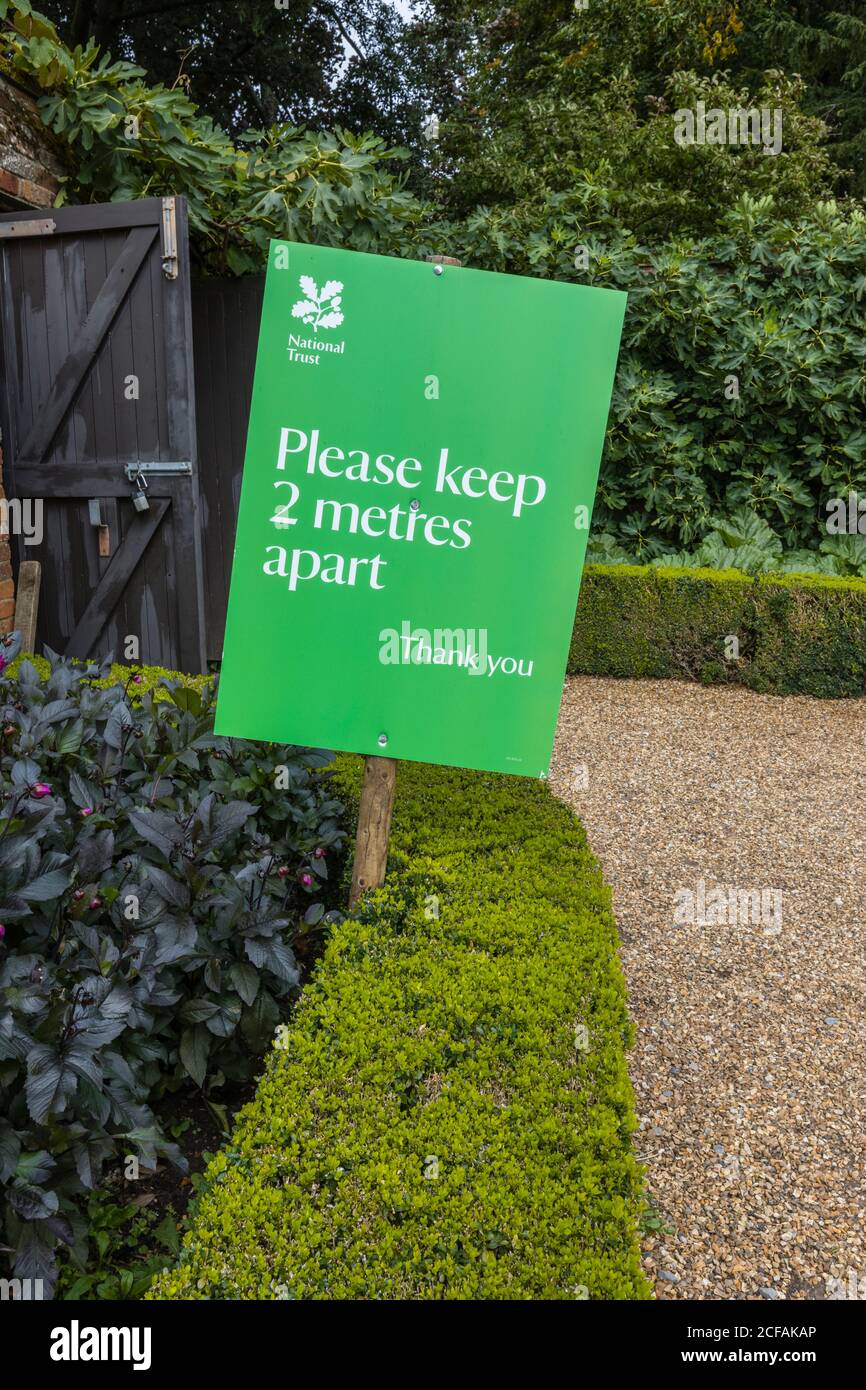 2 meter halten Fotos und Bildmaterial in hoher Auflösung Alamy