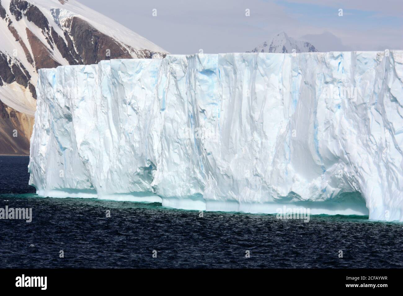 Tabellarische Eisberg in der Antarktis Stockfoto