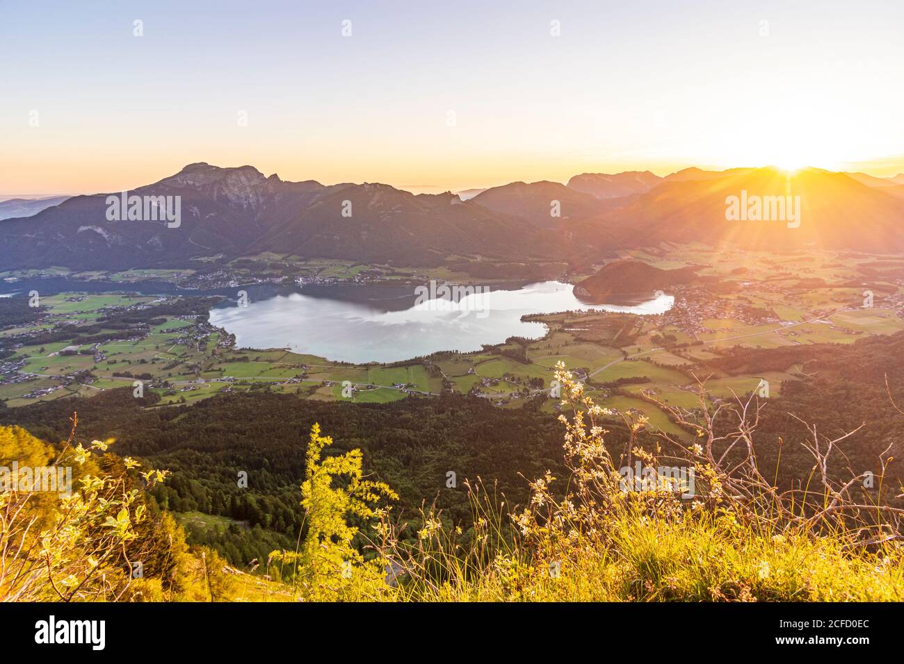 Strobl, Wolfgangsee, Ort St. Wolfgang im Salzkammergut, Schafberg, Blick vom Bleckwand im Salzkammergut, Salzburg, Österreich Stockfoto