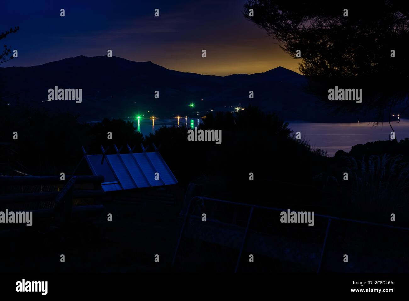 Nachthimmel in Akaroa Bay Stockfoto