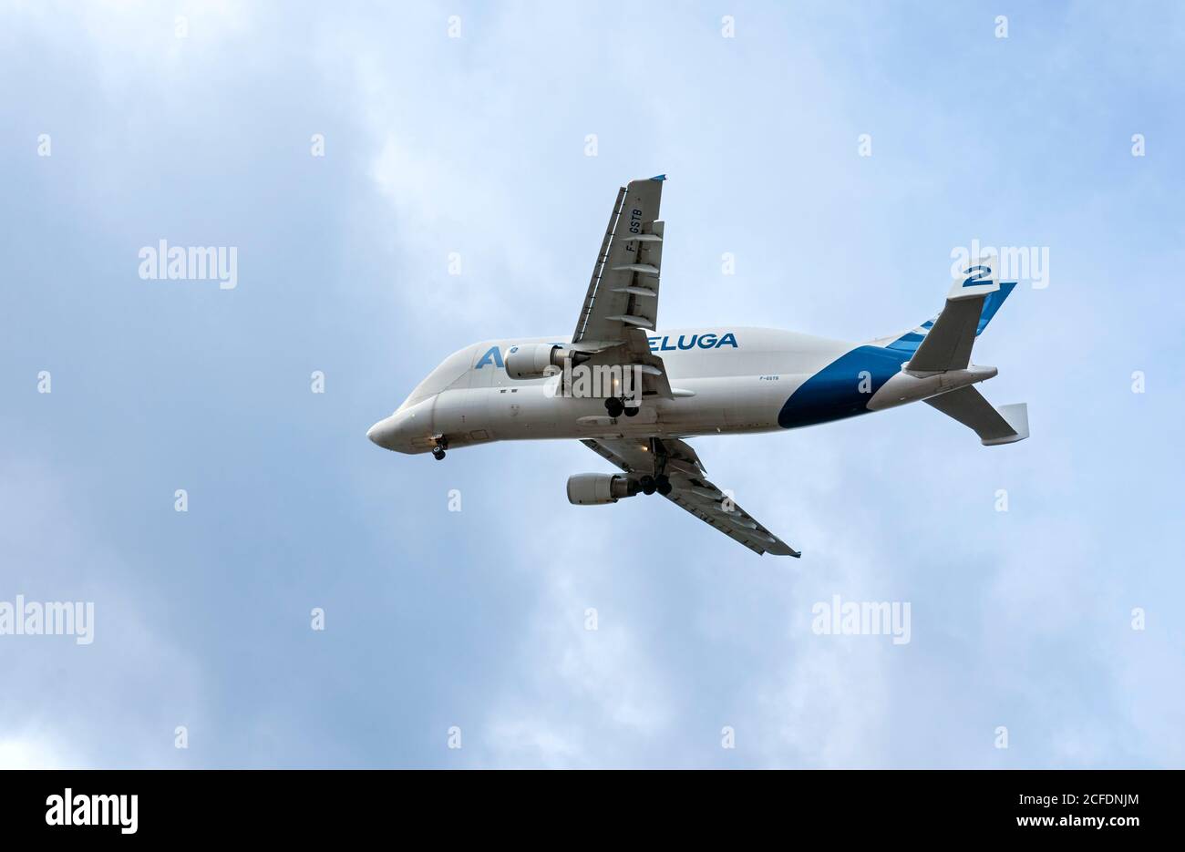 Deutschland Hamburg Airbus A300 600ST Beluga 2 im Flug Stockfotografie Alamy