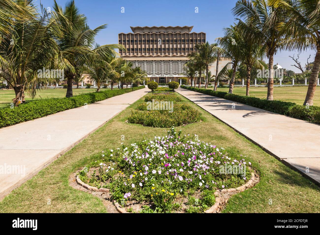 National Museum of Pakistan, außen von Gebäude und Garten, Karachi, Sindh, Pakistan, Südasien, Asien Stockfoto