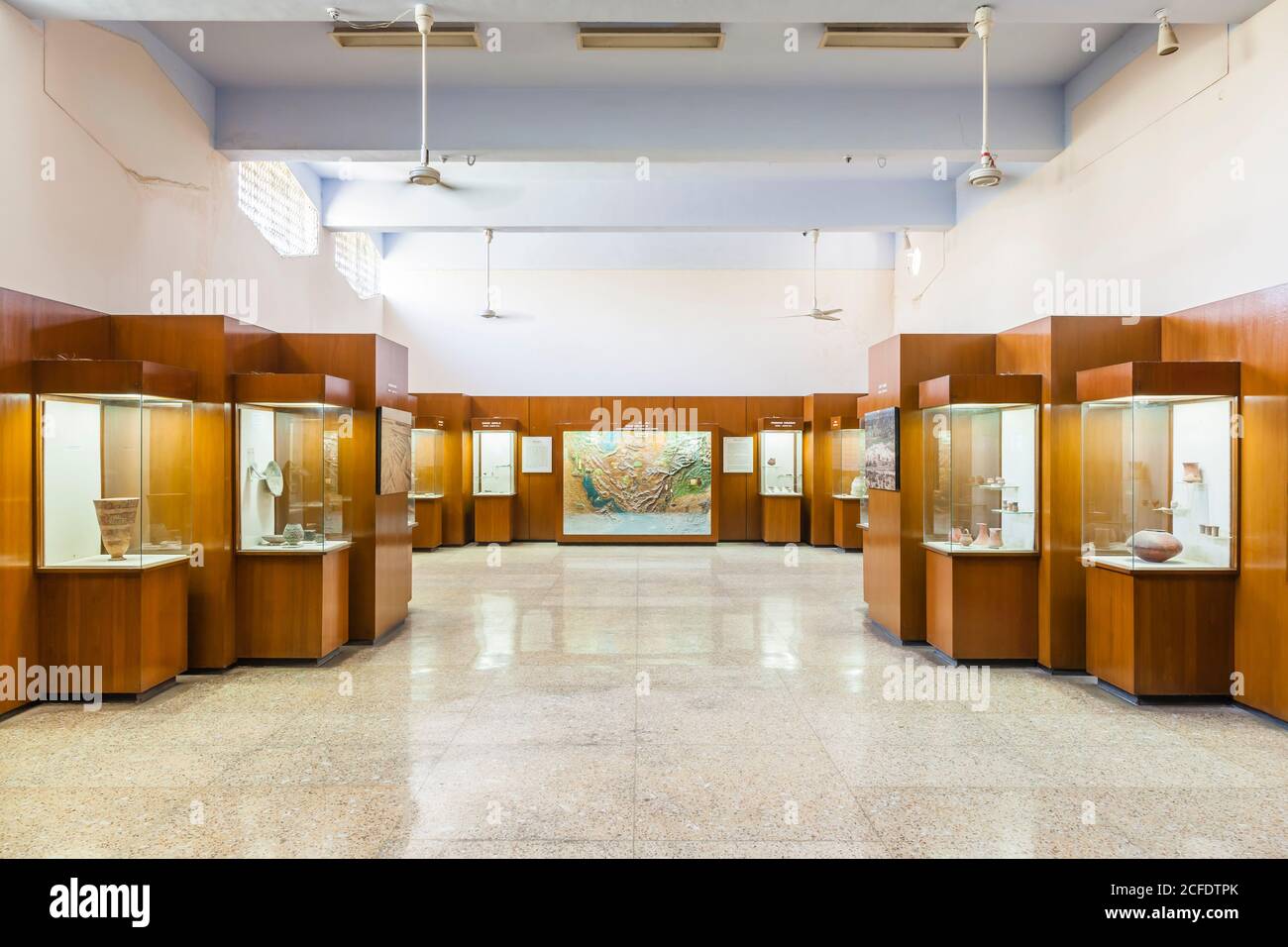 Prähistorische Galerie, Innere des Nationalmuseums von Pakistan, Karachi, Sindh, Pakistan, Südasien, Asien Stockfoto