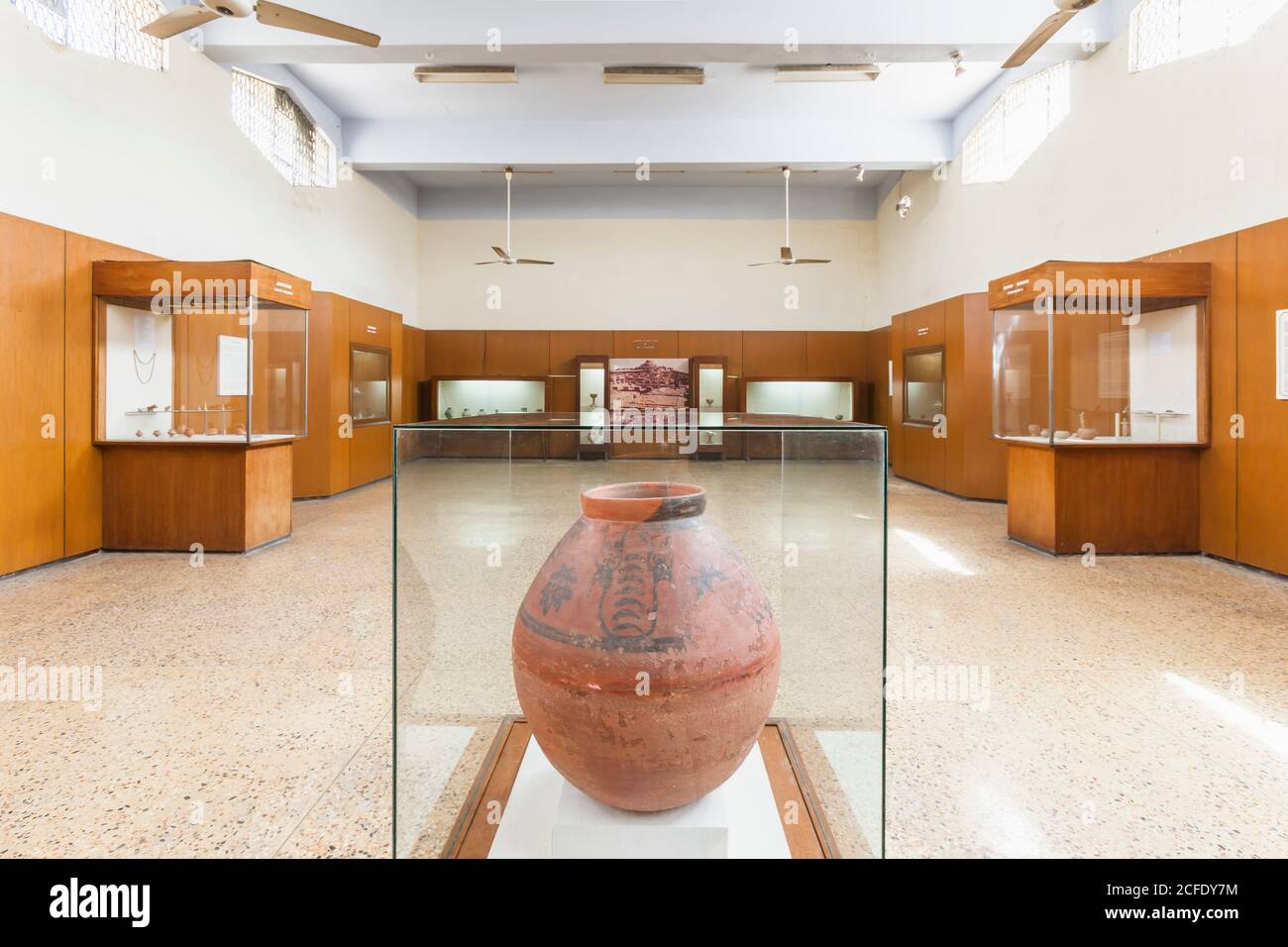 Terracotta große Strage Glas, Galerie der Harappan Zivilisation Bereich, National Museum of Pakistan, Karachi, Sindh, Pakistan, Südasien, Asien Stockfoto