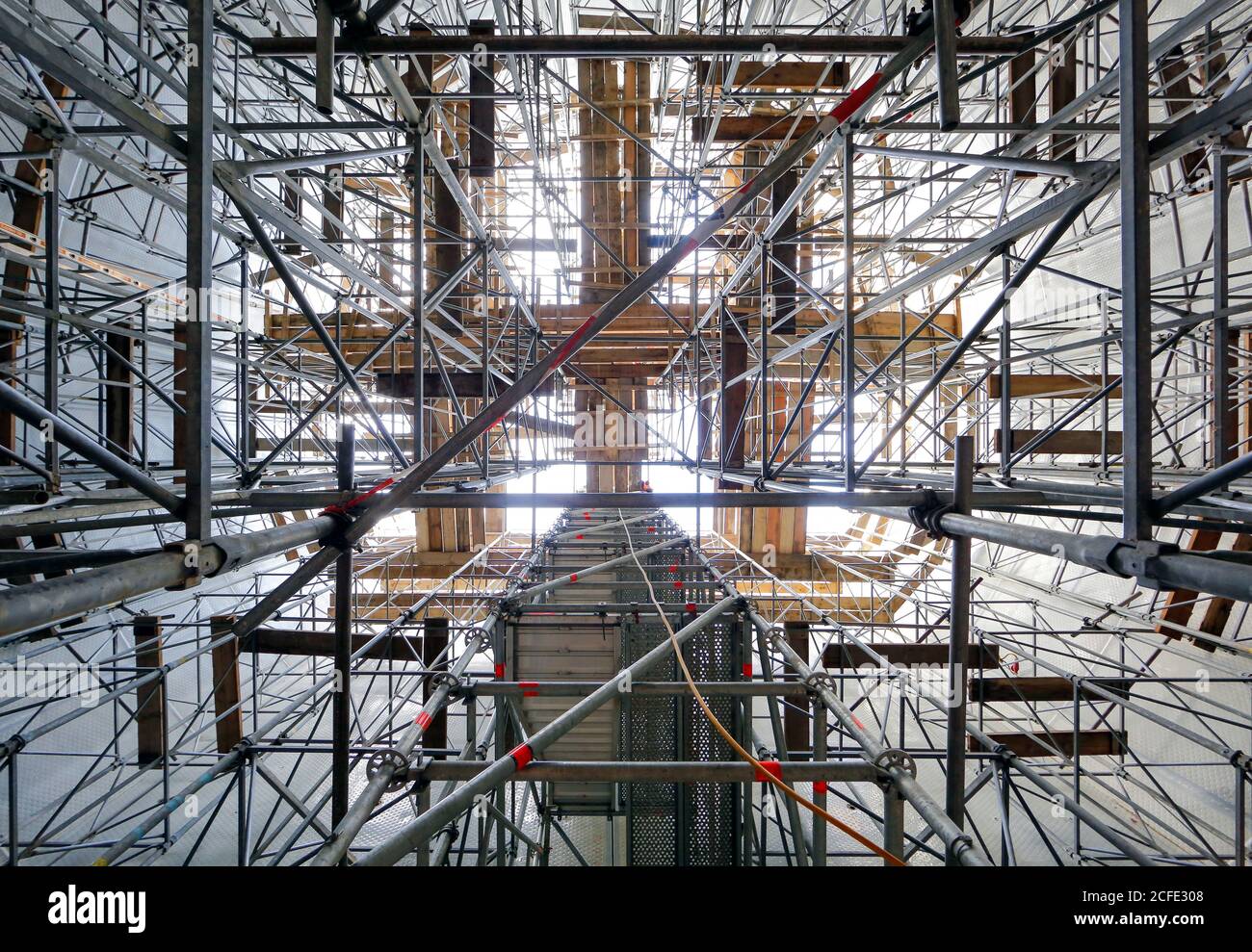 Gerüste im Kanalschacht, Emscher-Umbau, Ruhrgebiet, Nordrhein-Westfalen, Deutschland Stockfoto