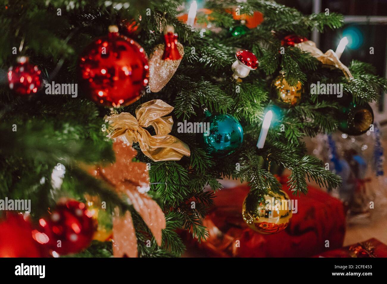 Deutschland, Bayern, Weihnachten, Stille Nacht, 24. Dezember, Weihnachtsfest, Baum, Detail, Dekoration, Abend, Stockfoto