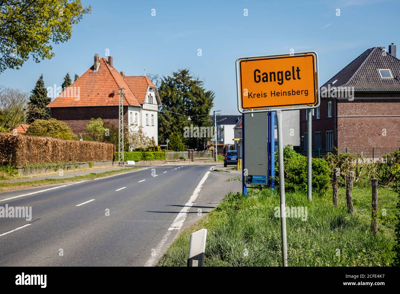 Ortsschild Gangelt im Landkreis Heinsberg, Gangelt ist das erste deutsche Epizentrum der Coronaepidemie, Heinsberg, Nordrhein-Westfalen, Stockfoto