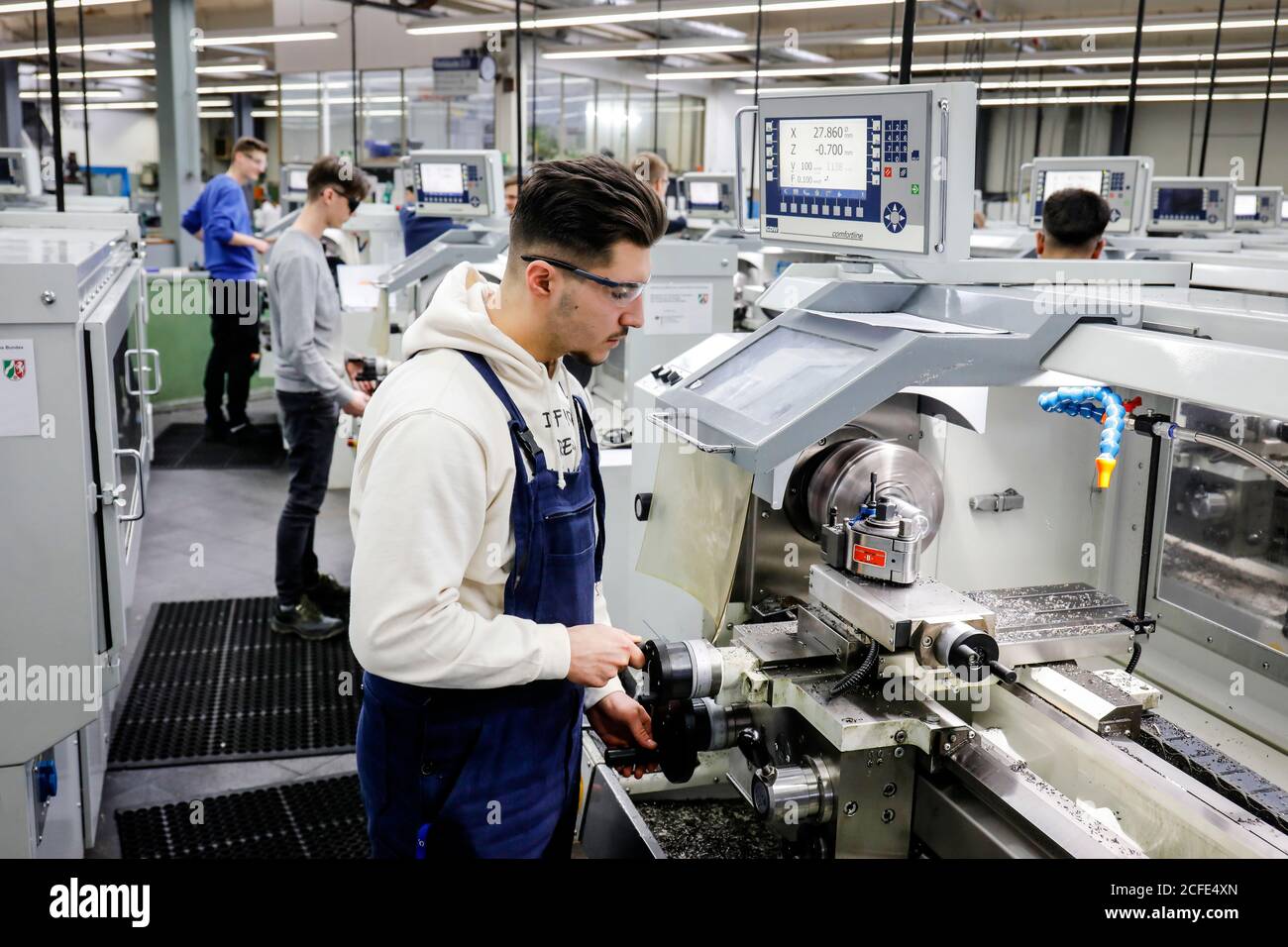 Drehmaschine Im Einsatz Stockfotos und bilder Kaufen Alamy