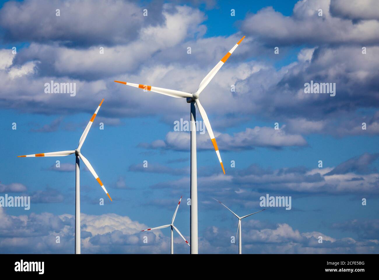Windkraftanlagen im Windpark, Bedburg, Nordrhein-Westfalen, Deutschland Stockfoto