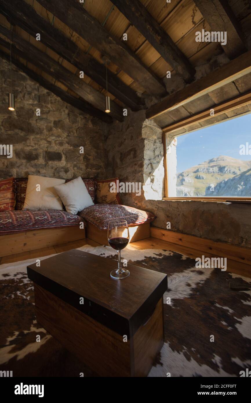 Country House Interior Design Stockfotos Und Bilder Kaufen Alamy