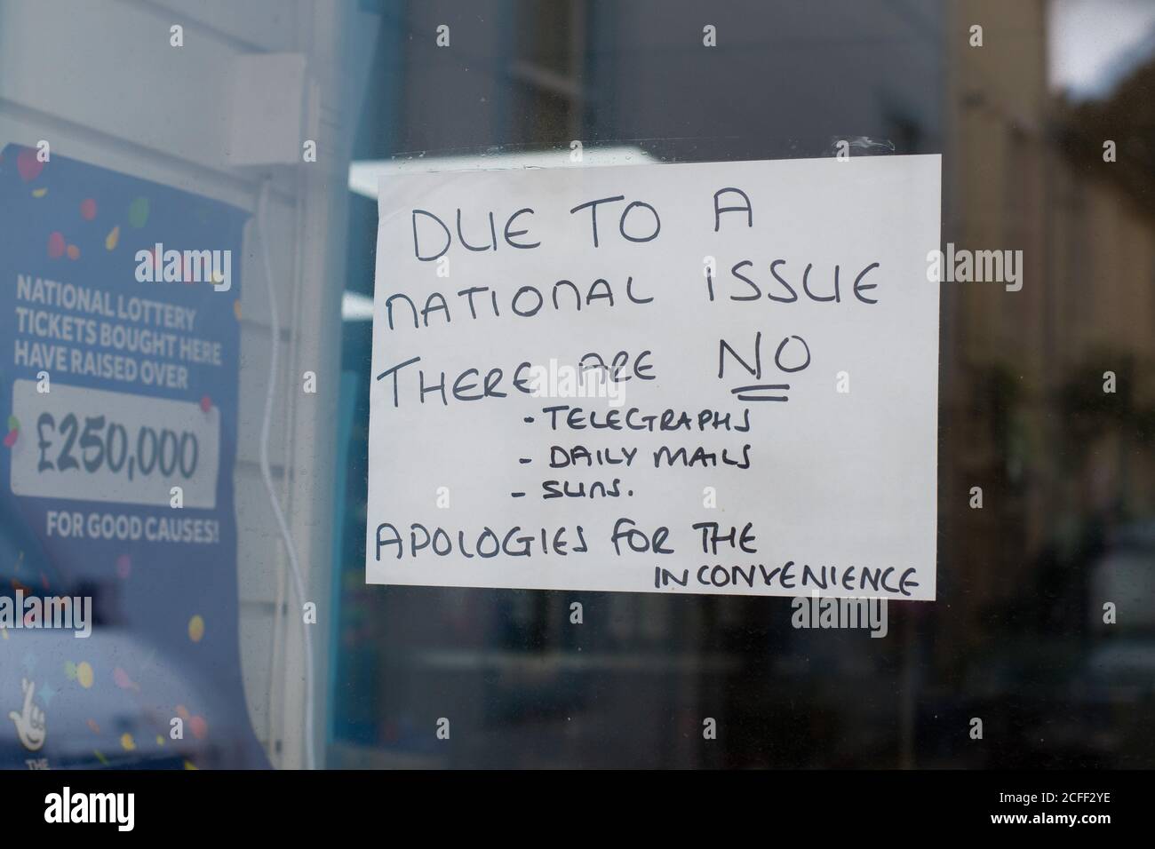 St Bees, Cumbria, England, Großbritannien. 5. Sep, 2020. Keine Zeitungen im Dorf St Bees in Cumbria, da Zeitungen wie The Sun, The Daily Mail und The Daily Telegraph von Extinction gestört wurden Rebellion Print Protest Credit: Kay Roxby/Alamy Live News Stockfoto