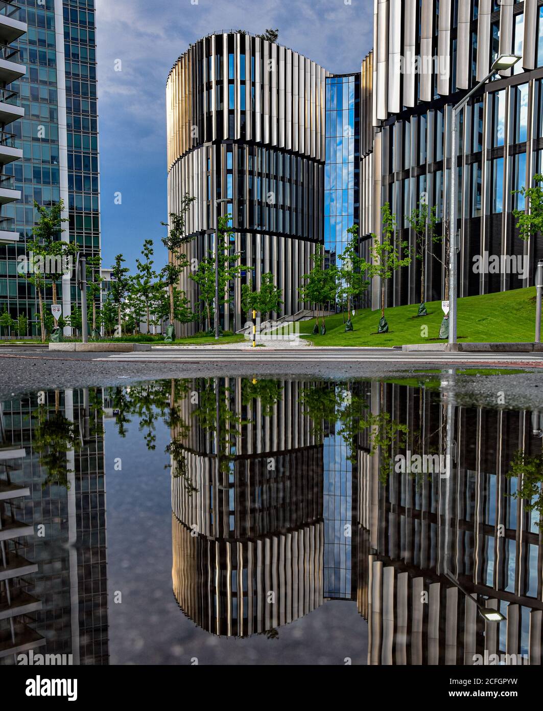 Nach dem Regen in der Geschäftsstadt Pankrac in Städtisches Prag Stockfoto