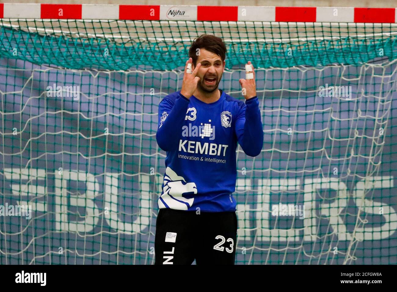 Aalsmeer, Niederlande. September 2020. AALSMEER, 05-09-2020, Sporthal de Bloemhof, Niederländischer Handbal, HandbalNL League, Saison 2020/2021. Limburg Lions Torwart Luuk Hoiting im Spiel Handbal Aalsmeer gegen Limburg Lions Credit: Pro Shots/Alamy Live News Stockfoto