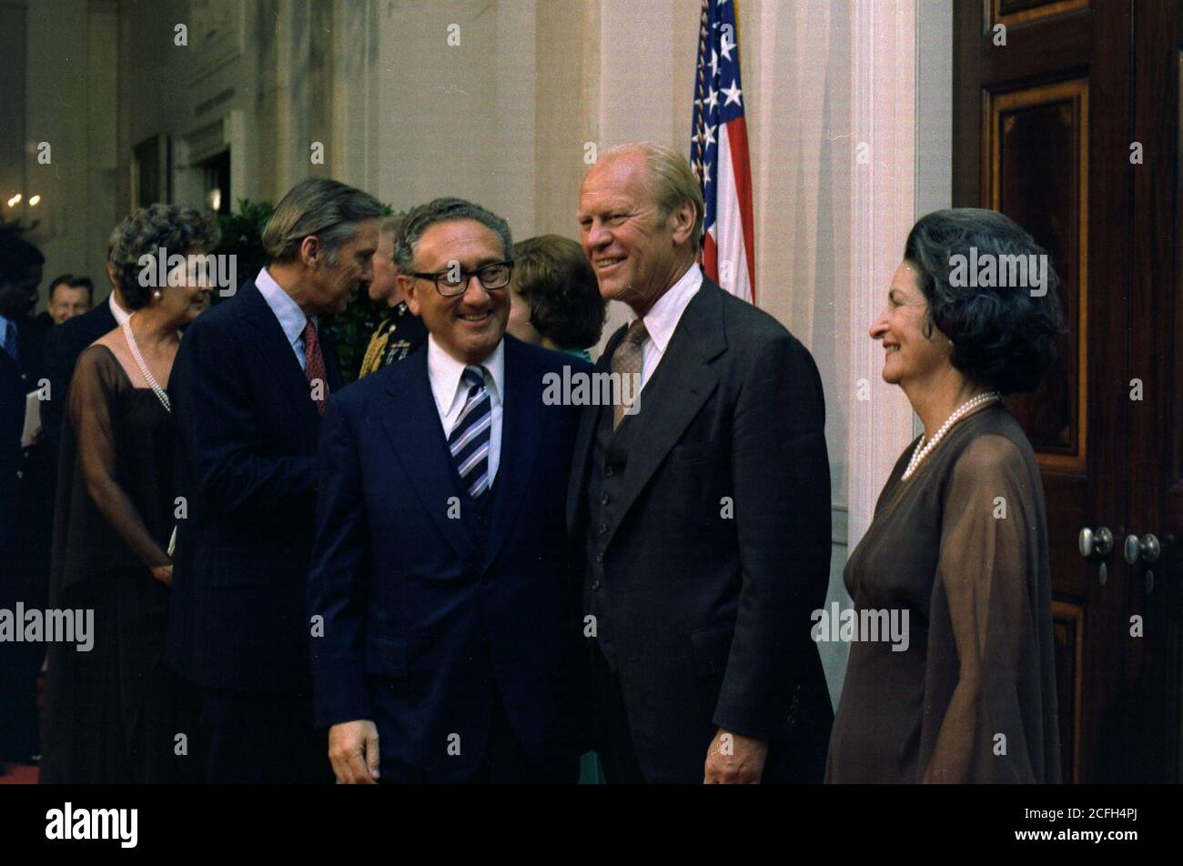 'Henry Kissinger, Gerald Ford und Ladybird Johnson beim Panama Canal Treaty Dinner. Ca. 09/07/1977' Stockfoto