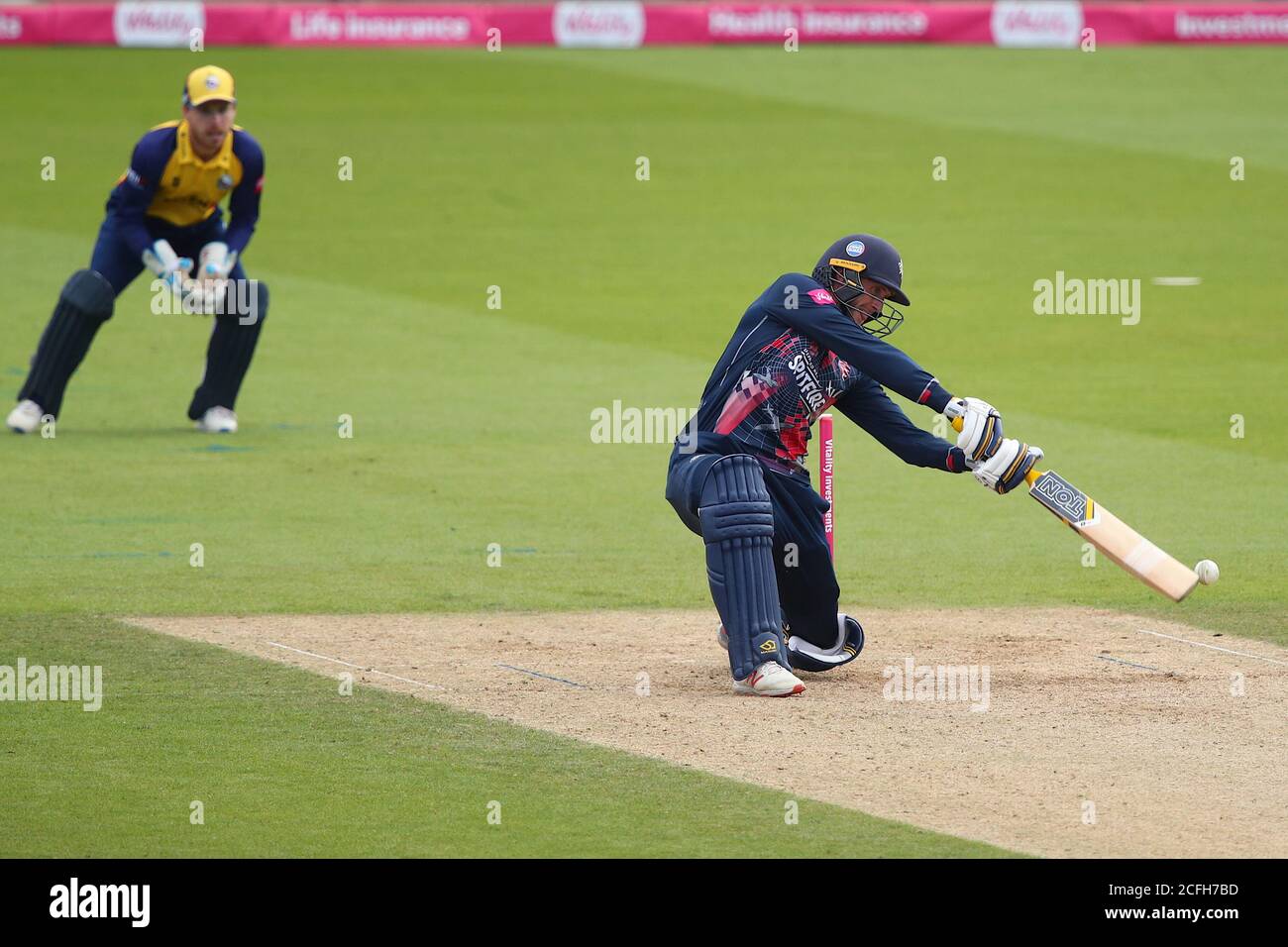 London, USA. September 2020. LONDON, ENGLAND. SEPTEMBER 05 2020: Alex Blake von Kent spielt einen Schuss während des Vitality Blast T20 Matches zwischen Essex Eagles und Kent Spitfires, im Kia Oval, Kennington, London, England. Am 5. September 2020. (Foto von Mitchell GunnESPA/Cal Sport Media/Sipa USA-Images)(Kreditbild: &copy; ESPA/Cal Sport Media/Sipa USA Photo Agency/CSM/Sipa USA) Kredit: SIPA USA/Alamy Live News Stockfoto