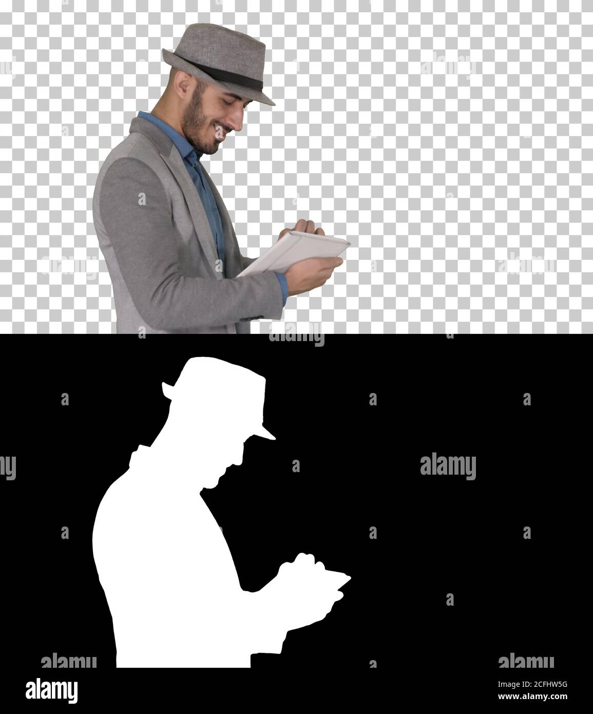 Casual Mann mit Tablet und lächeln während des Aufwachens, Alpha Channel Stockfoto