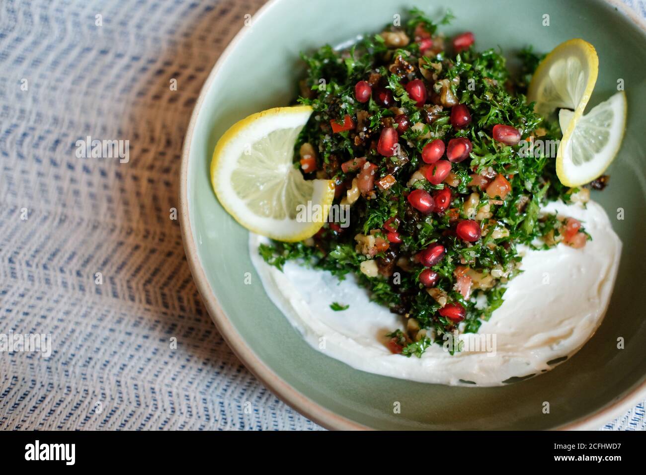 Tabbouleh arabisch libanesisch vegan vegetarisch Vorspeise Essen Stockfoto