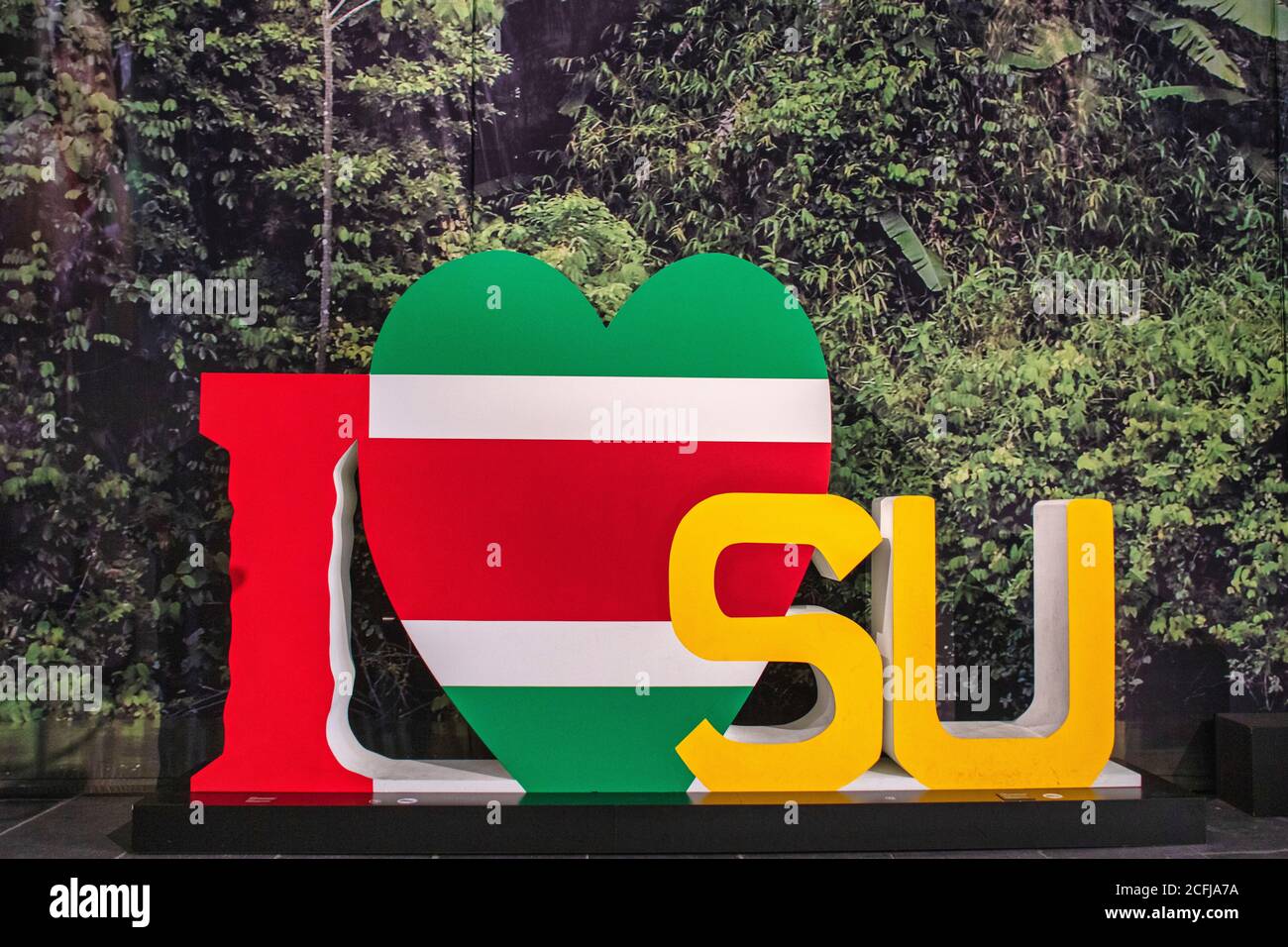 Niederlande, Amsterdam, Nieuwe Kerk, Dam-Platz. Das Große Surinam, Suriname Ausstellung 2020. De Grote Suriname Tentoonstelling. Stockfoto